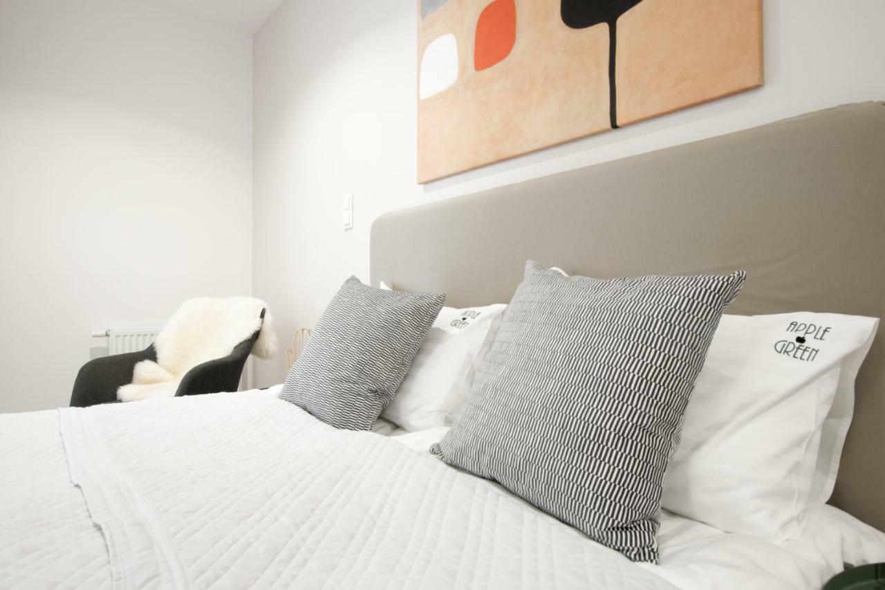 Apple Green Apartments พอซนาน ภายนอก รูปภาพ