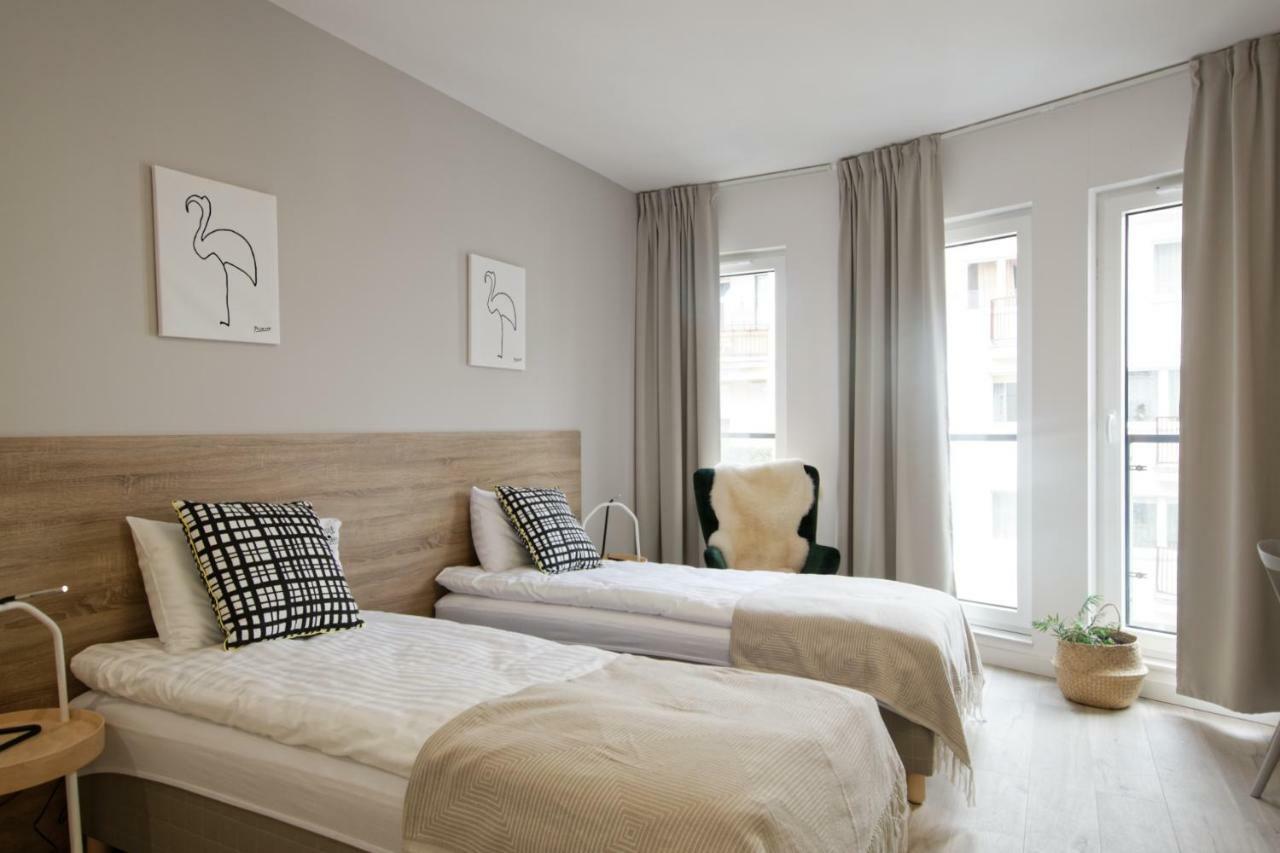 Apple Green Apartments พอซนาน ภายนอก รูปภาพ