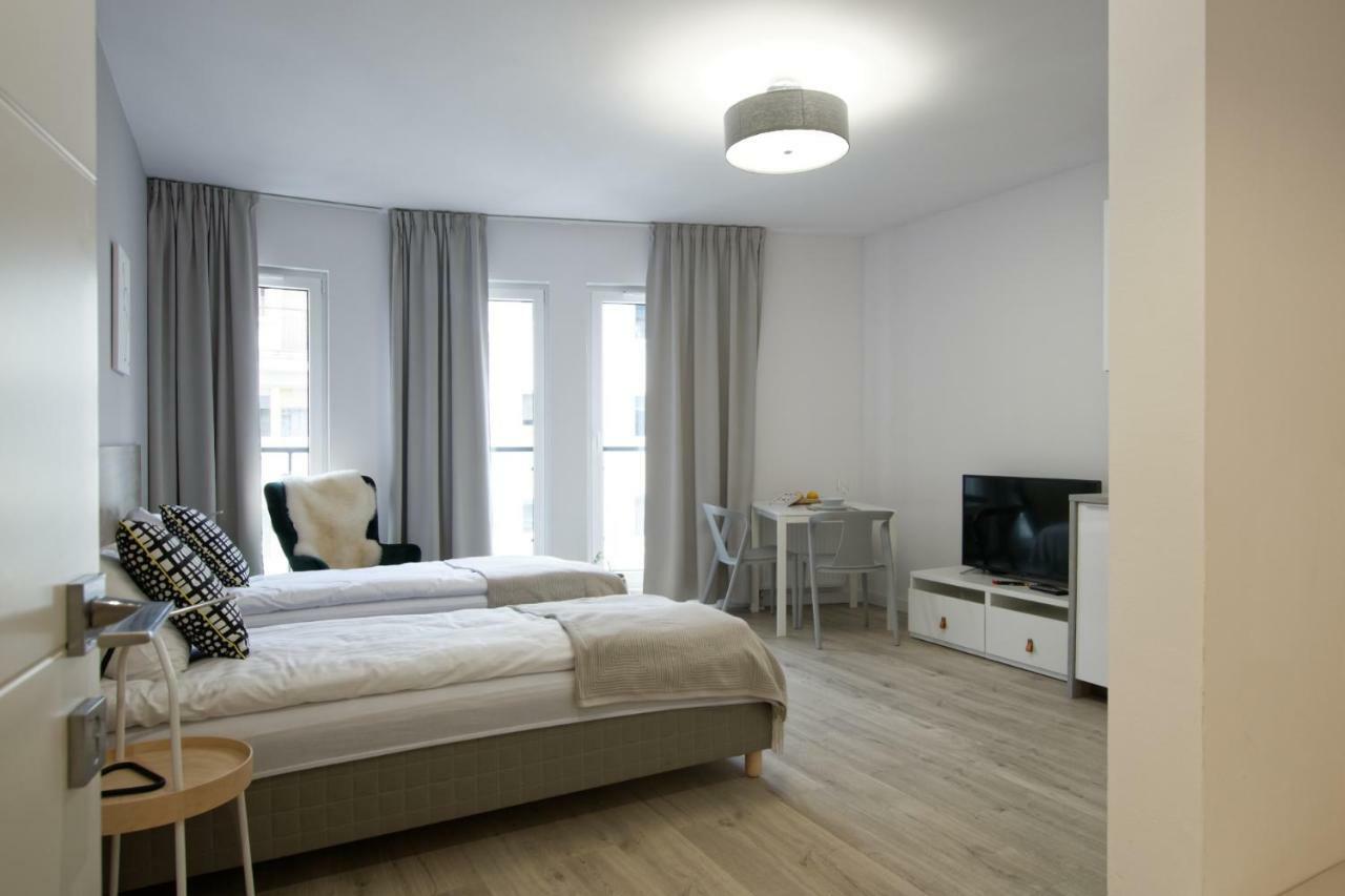 Apple Green Apartments พอซนาน ภายนอก รูปภาพ