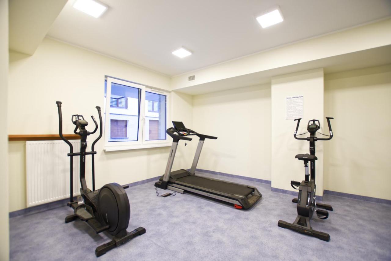 Apple Green Apartments พอซนาน ภายนอก รูปภาพ